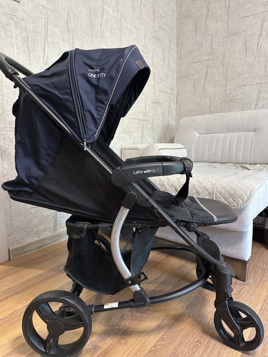 Продам детскую коляску