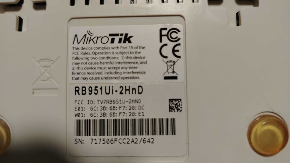 MikroTik RB951Ui-2HnD