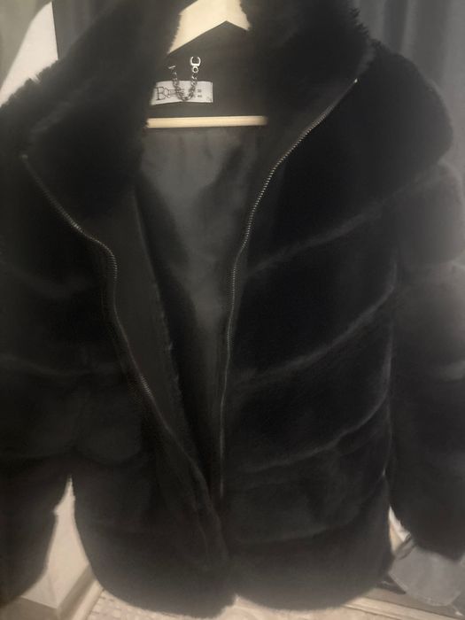 шуба искусственнвя