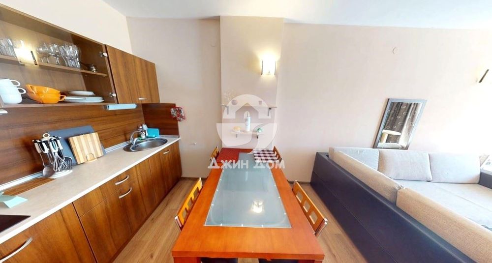 Продава се Двустаен апартамент в к.к. Слънчев бряг - 67 кв.м за 1120 €/кв.м - Снимка #2