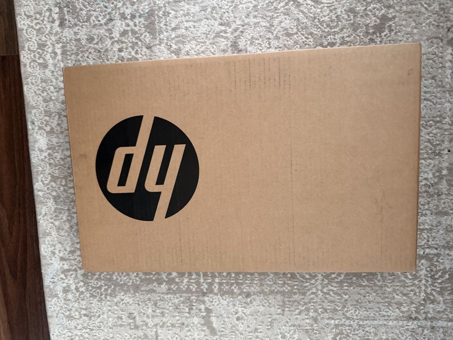 Laptop HP 250 G10 nou