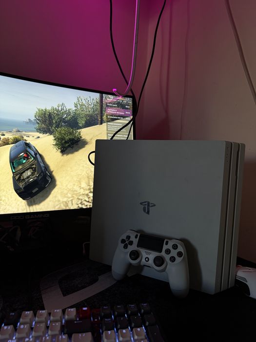 Playsition 4 pro 1 TB