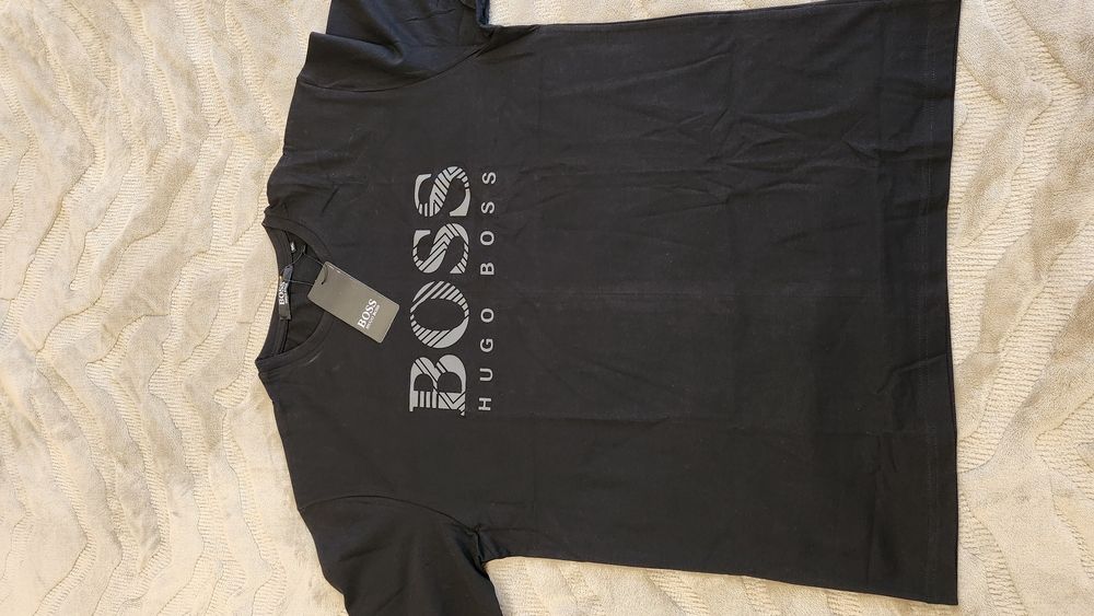 Маркови мъжки тениски Balenciaga. BOSS, Armani
