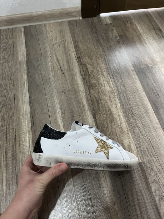 Golden goose noi cu eticheta