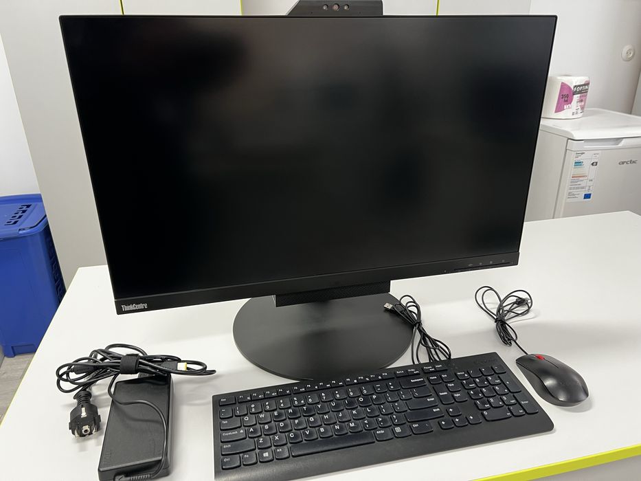 Lenovo m720q Desktop (ThinkCentre)