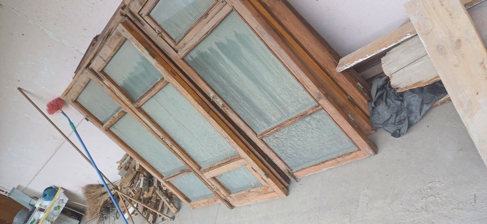 Эшик ва ойна ромлари