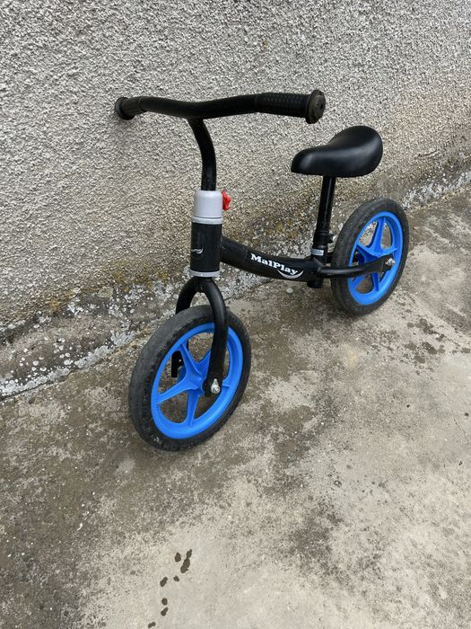 Vand bicicleta copii, trambulina si motor de plastic fara pedale