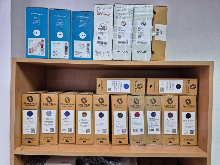 Ultimaker 2+ 3D принтер + много филаменти 2.85mm