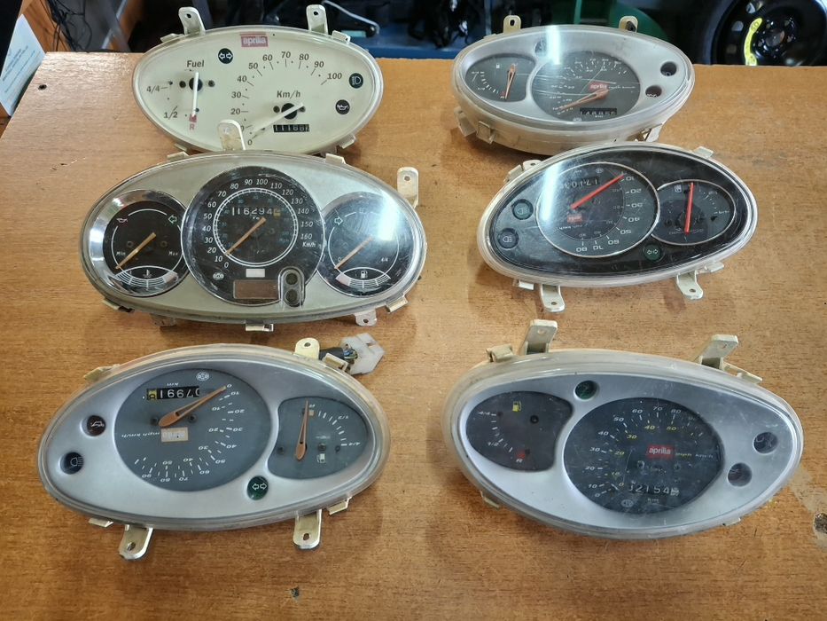 Ceas bord Aprilia Scarabeo Leonardo originale