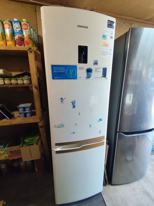 Продам холодильник Samsung NoFrost