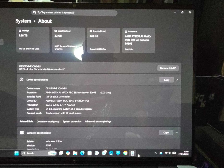 HP ZBook Ultra G1a 14” Mobile Workstation – Ryzen AI MAX+ PRO 395 / 128GB RAM / Radeon 8060S / 2TB SSD – configurație EXTREM de rară