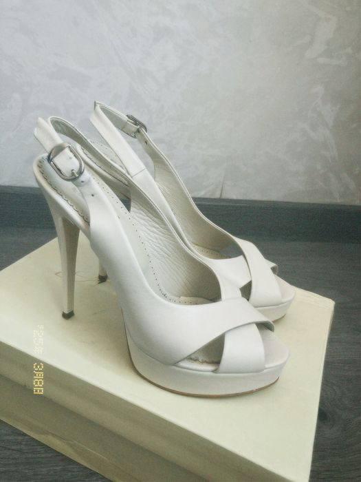 Белые летние  басаножки