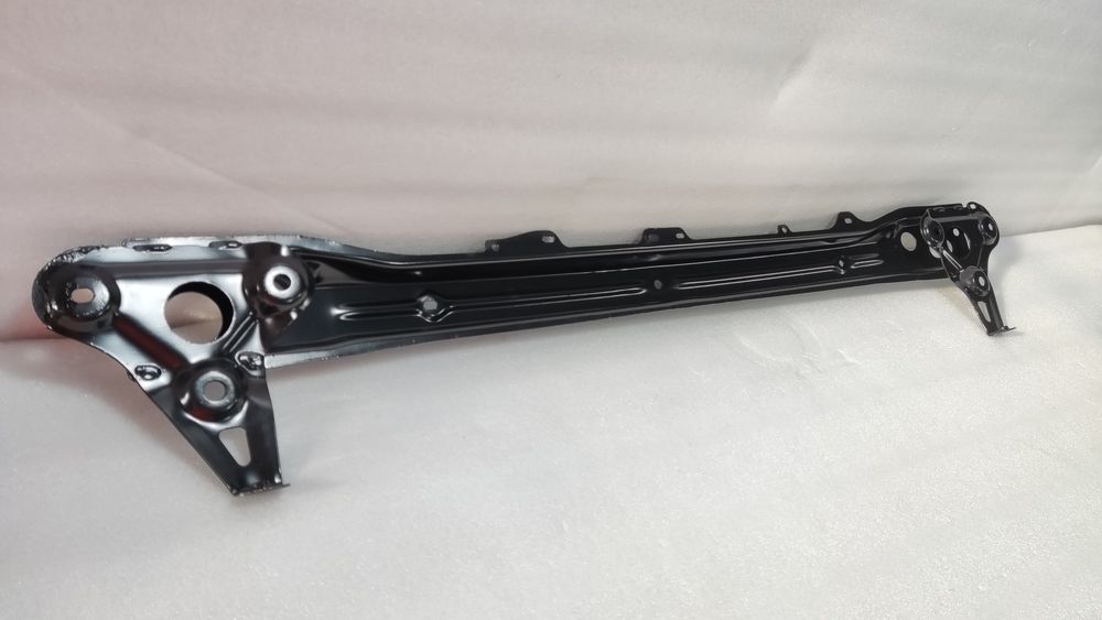 Усилитель бампера Chery