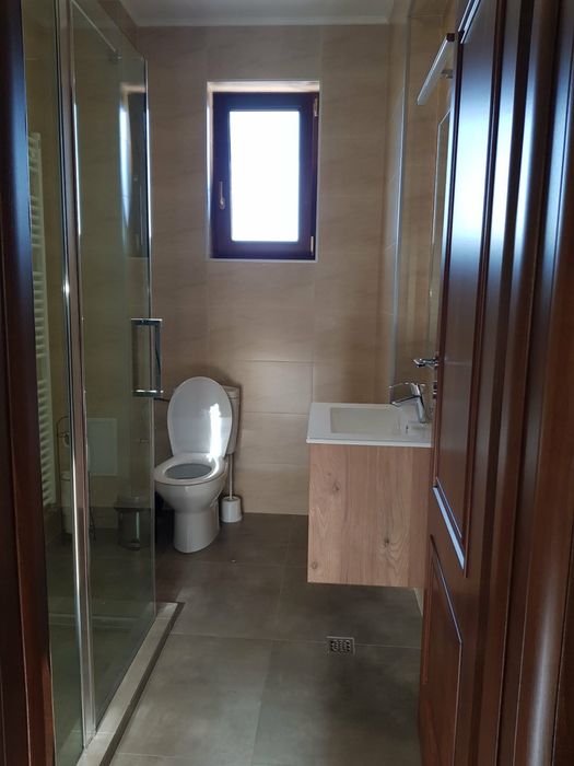 Apartament 3 camere, mobilat si utilat, parcare proprie, Cartier Albert