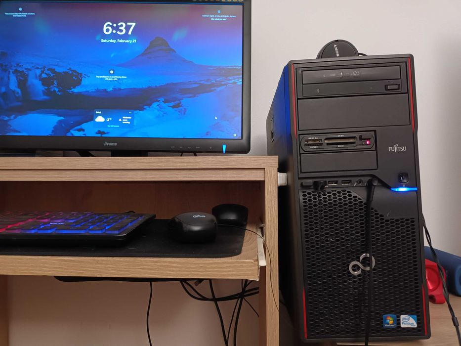 PC Gaming  Fujitsu | Xeon E3 (i7) | 32GB RAM | SSD + 1TB HDD | RX 550
