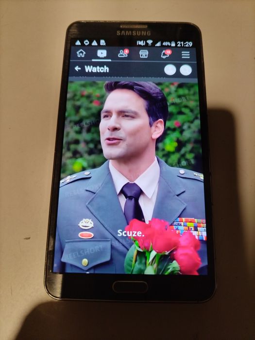 Vând un telefon Samsung note 3