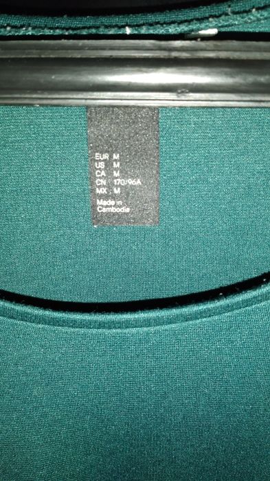 Рокли размер M зелена и черна на цветя.