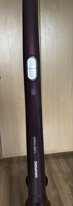 Безжична прахосмукачка  Grundig vch 9930