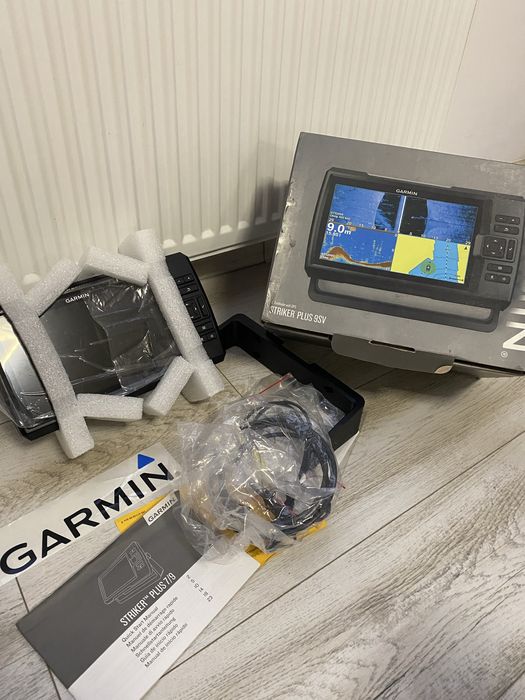 Vand Sonar Garmin Nou Striker Plus 9 SV ! (Pescuit,barcă)
