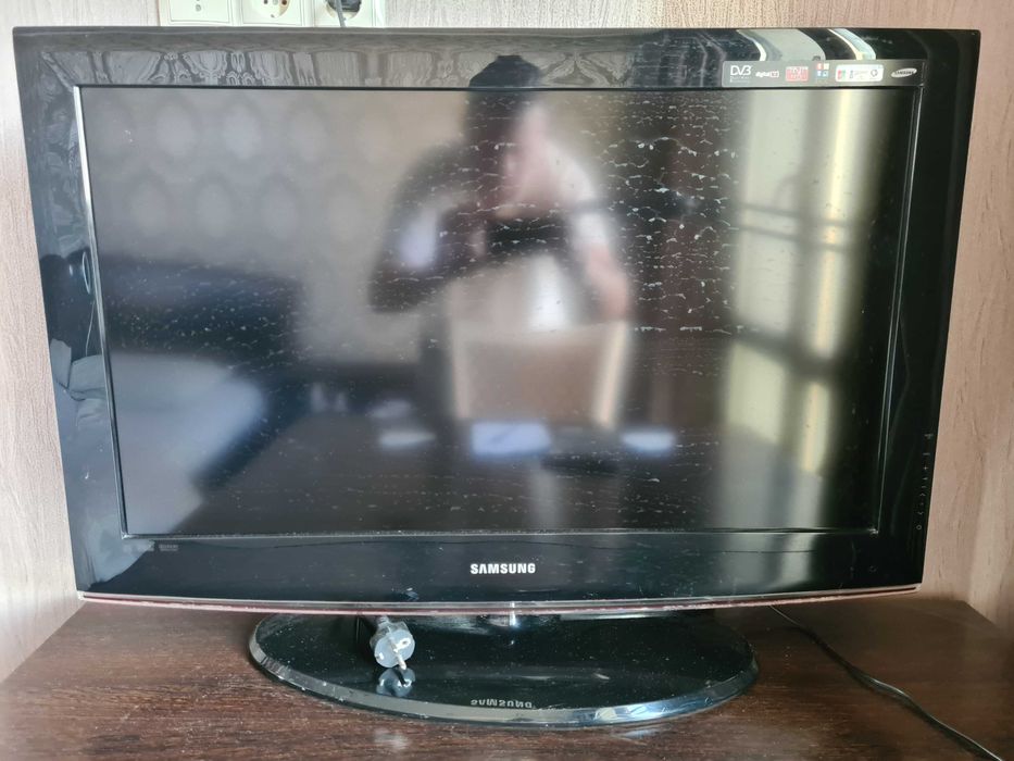 телевизор Samsung б/у
