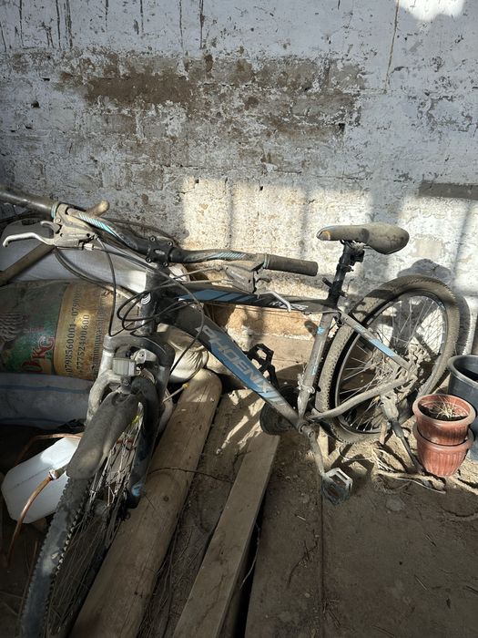 Скутер жане велосипед