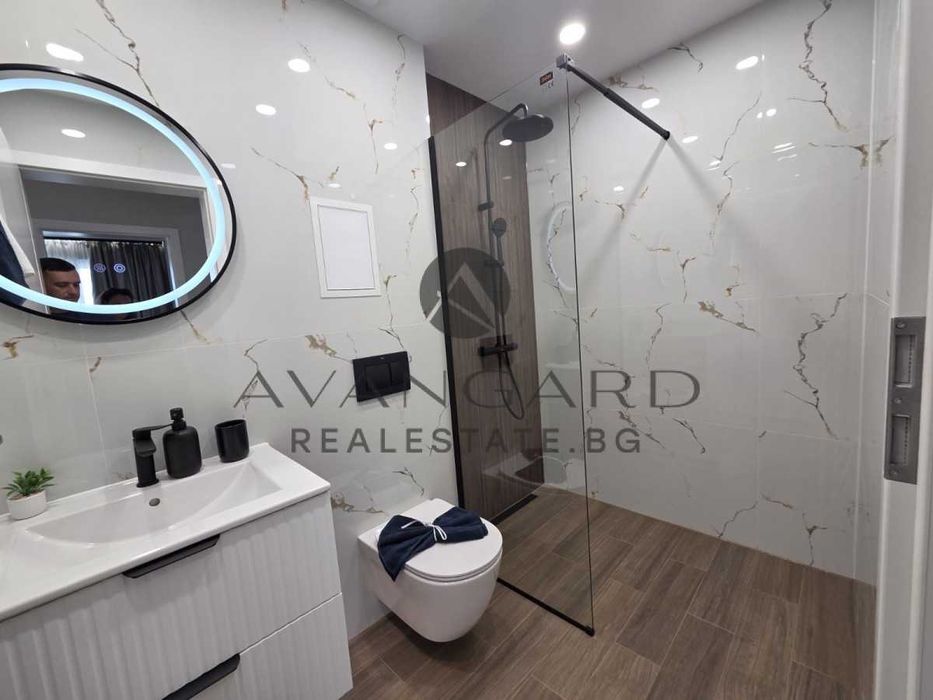 Продава се Тристаен апартамент в Пловдив, Кършияка - 97 кв.м за 2098 €/кв.м - Снимка #6