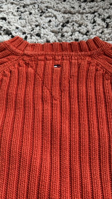 Детски пуловер Tommy Hilfiger размер М 12 годишни