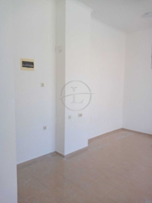 Продава се Магазин в Пловдив, Остромила - 31 кв.м за 3871 €/кв.м - Снимка #2
