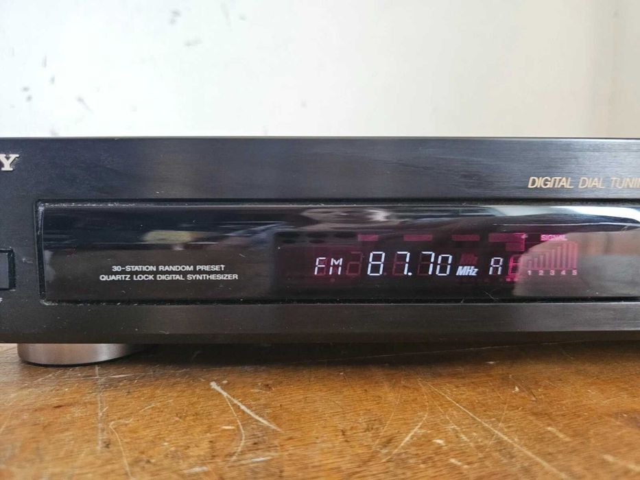 тунер sony st-s170v перфектен