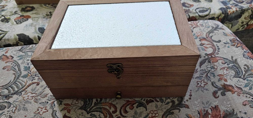 Cutie din lemn pentru ceasuri si bijuterii, SONGMICS, nuc