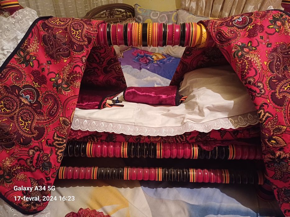 Beshik sotiladi yangi