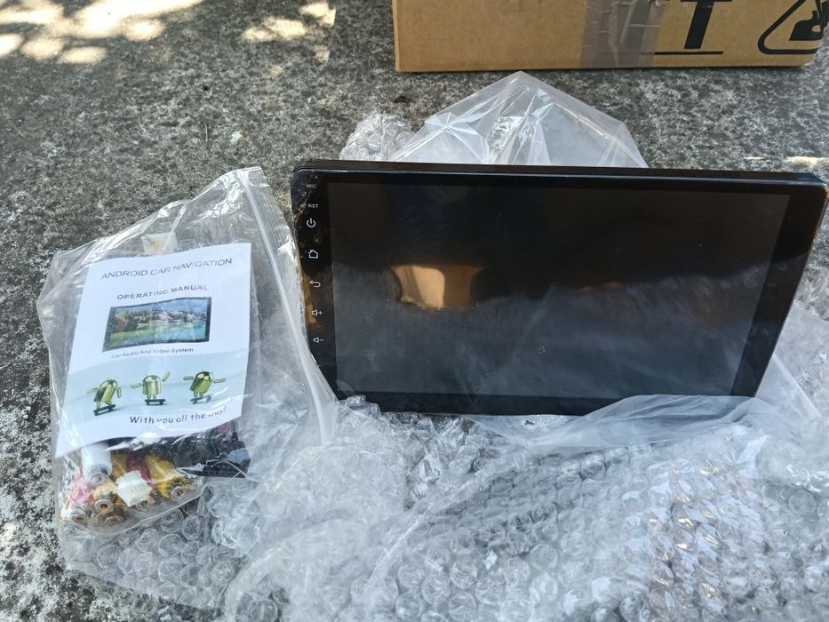 Player multimedia,navigație auto universala cu Android 11 și camera marșarier, ecran 10.1 inch