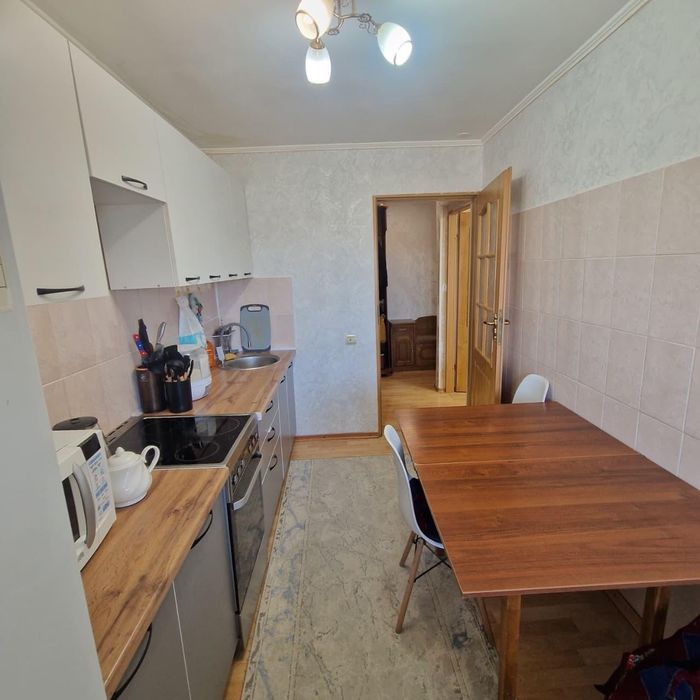 Продам 3 комнатную квартиру