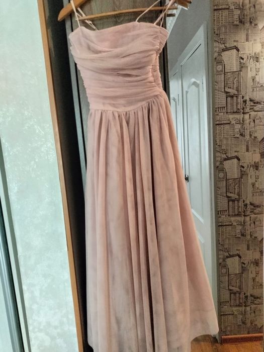 Продам нежное розовое платье