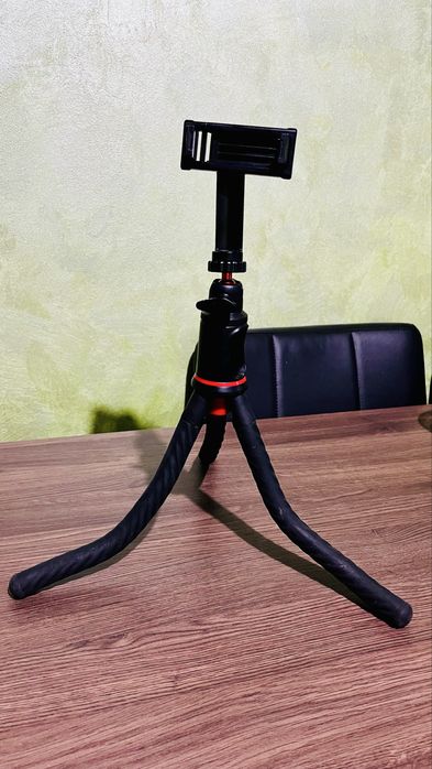 Trepied flexibil + suport telefon