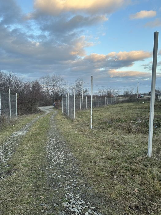Teren de vânzare