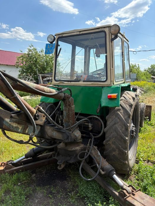 Трактор ЮМЗ-6 с устоновкой