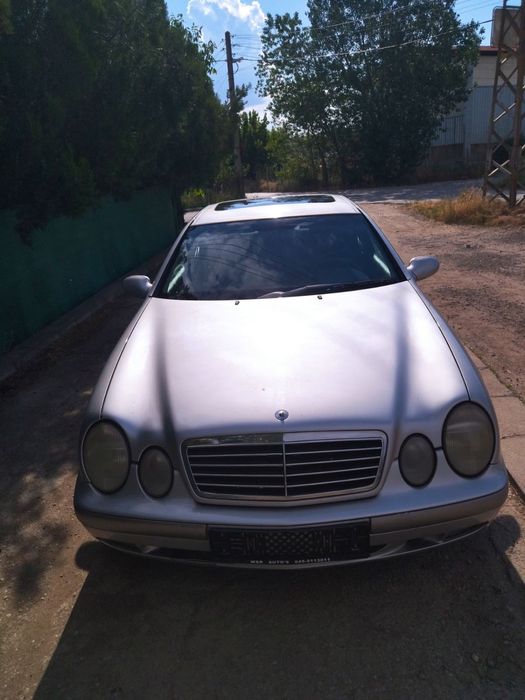 Мерцедес бенз Е200