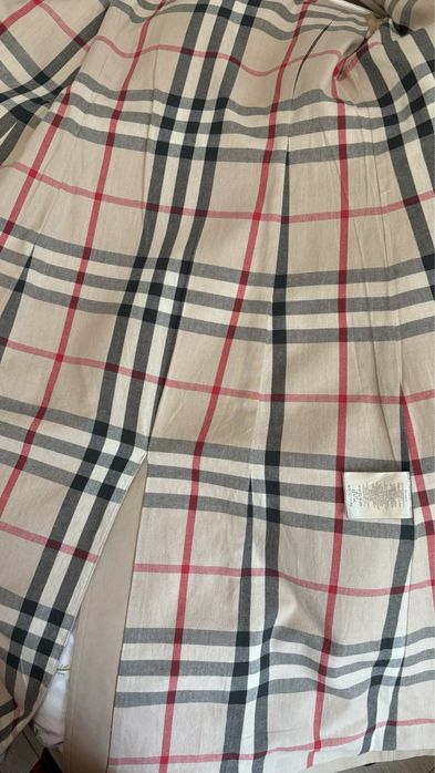 Бежевый тренч А силуета