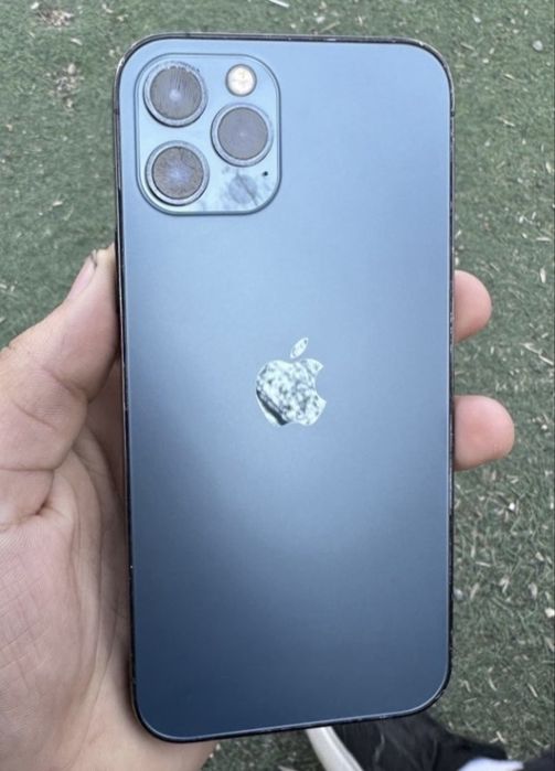 Продам Iphone 12 pro max на 64гб