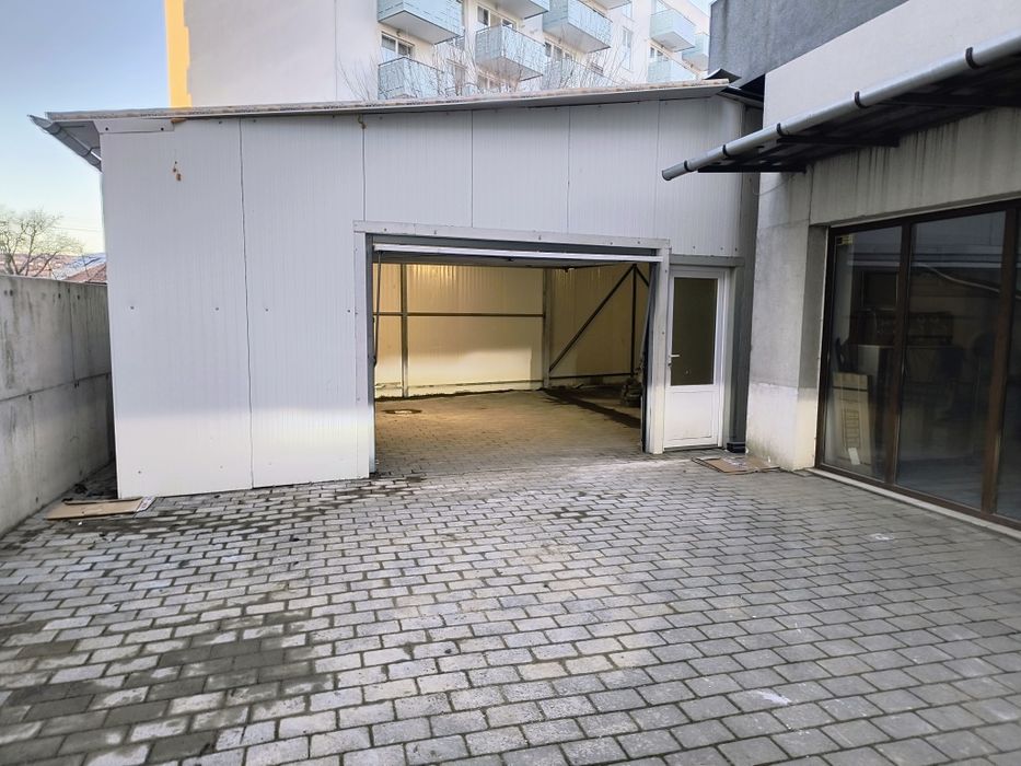 Se oferă spre închiriere spațiu depozitare sau garaj