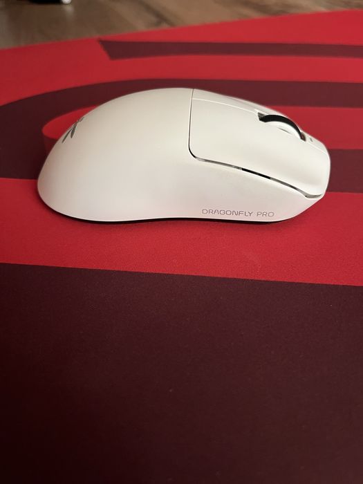 Продам мышь DragonFly F1 Pro и ковёр