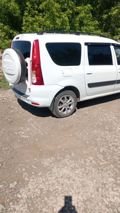 Продаю авто ЛАДА ЛАРГУС