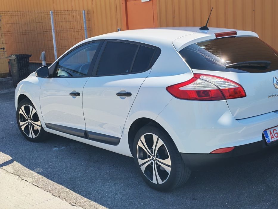 RENAULT Megane 2013 — imagine 3