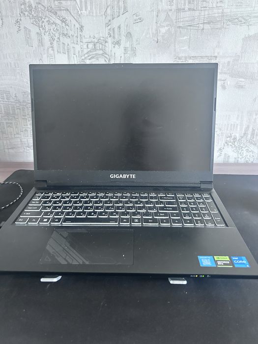 GIGABYTE  G5 ноутбук