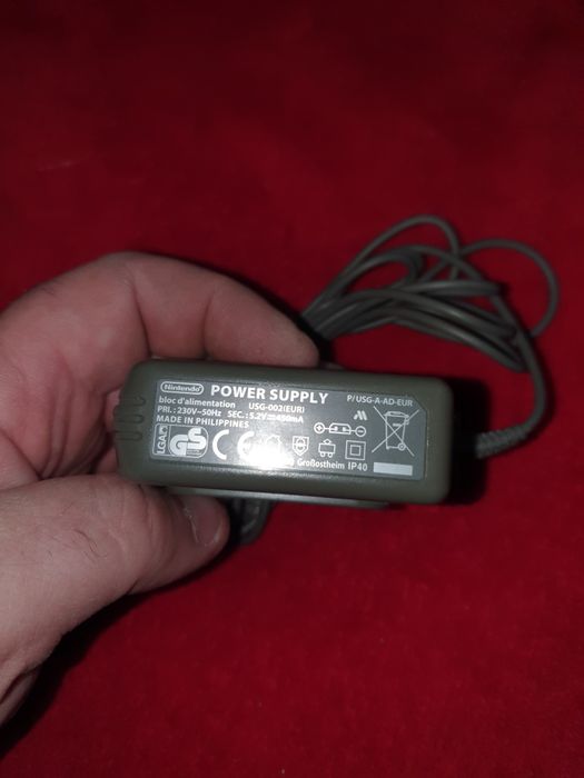 Incarcator nitendo ds 220v și 12v