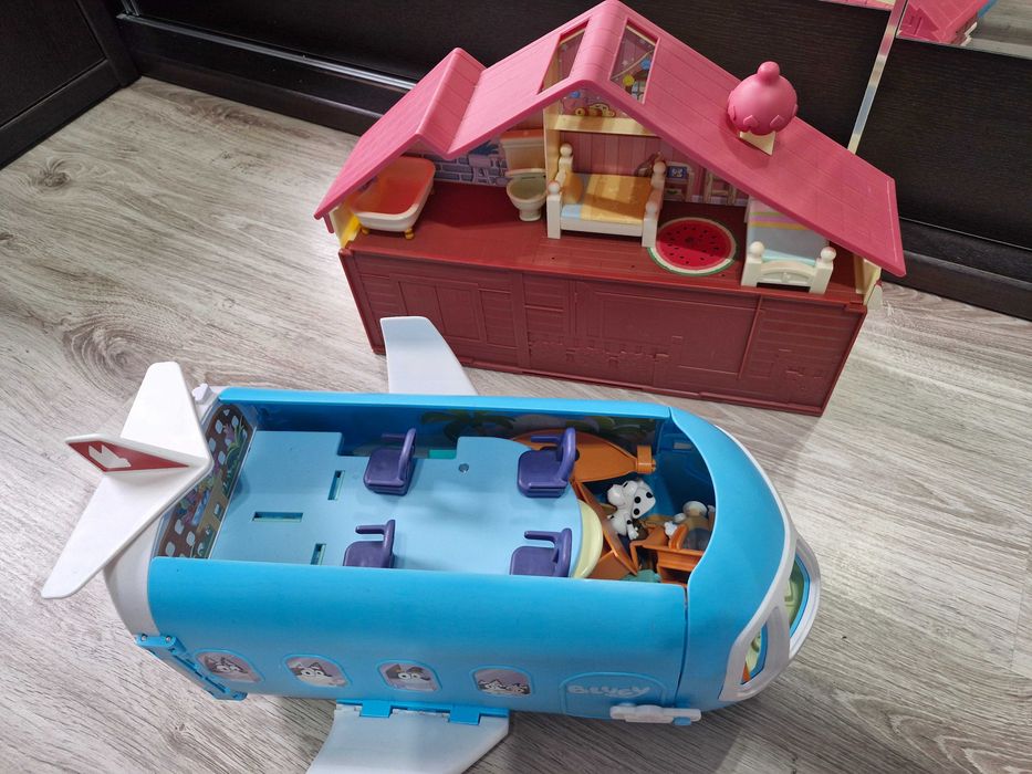 Casuta Bluey si Bingo