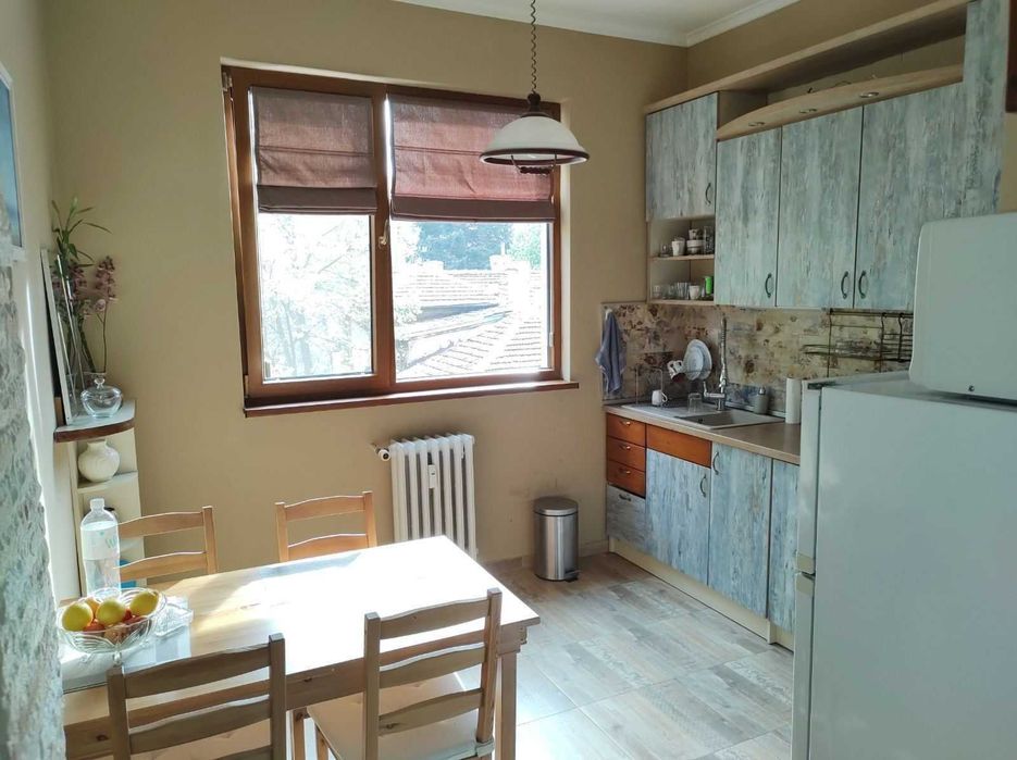Дава се под наем Двустаен апартамент в София, Лозенец - 77 кв.м за 530 € - Снимка #1