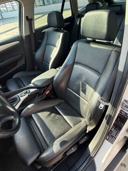 BMW X1 2012 — imagine 5