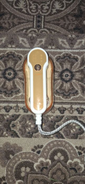 Продам ручной отпариватель - утюг